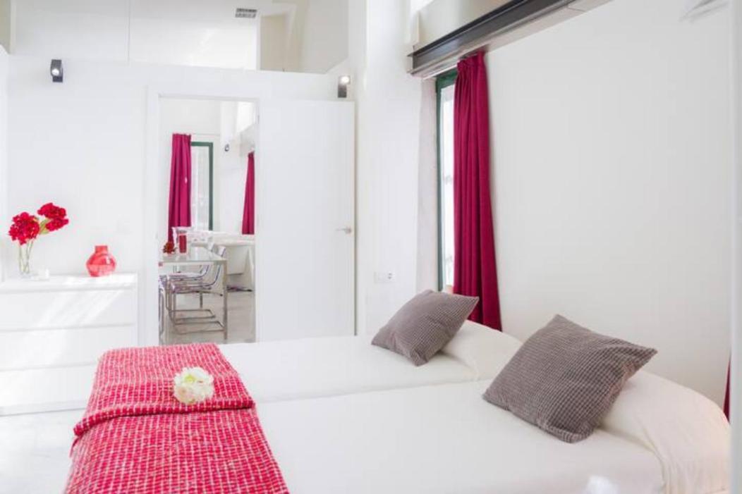 סביליה Apartamento A Estrenar Frente A La Plaza De Espana מראה חיצוני תמונה